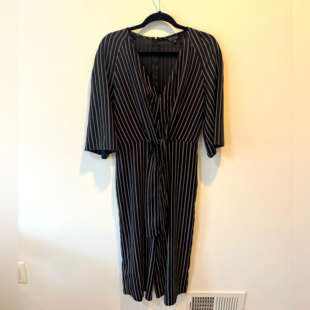Miss Selfridge Black and White Striped Jumpsuit with Bow Detail Size 6